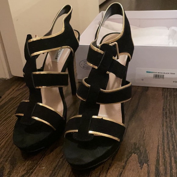 Steve Madden Platform Heels - Picture 2 of 4